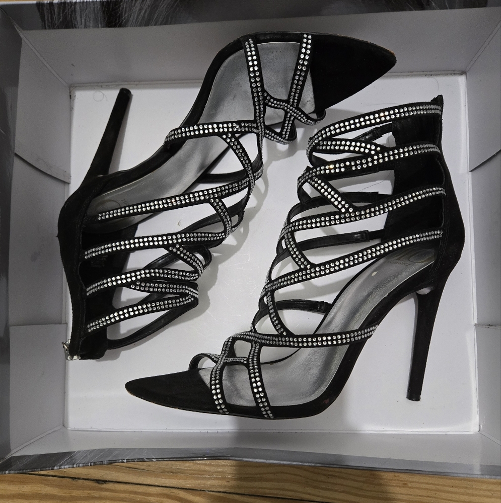 Heels: JLO Torrie2